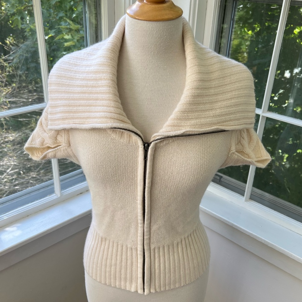 SEXY CASHMERE soft zippered large collar short sleeved sample